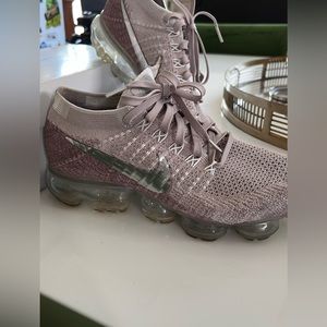 Women’s VaporMax 9W- Fantastic condition